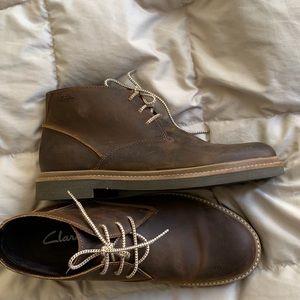 Clark’s Brown leather Chukka